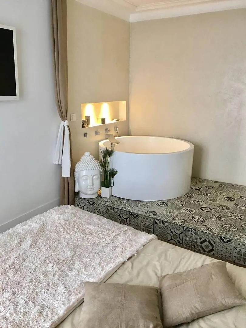 Apartment Le Cosy - Scandinavian Ambiance Paris France